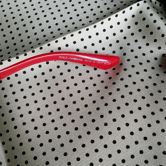 Dolce& Gabanna Sunglasses - Picture 2 of 15